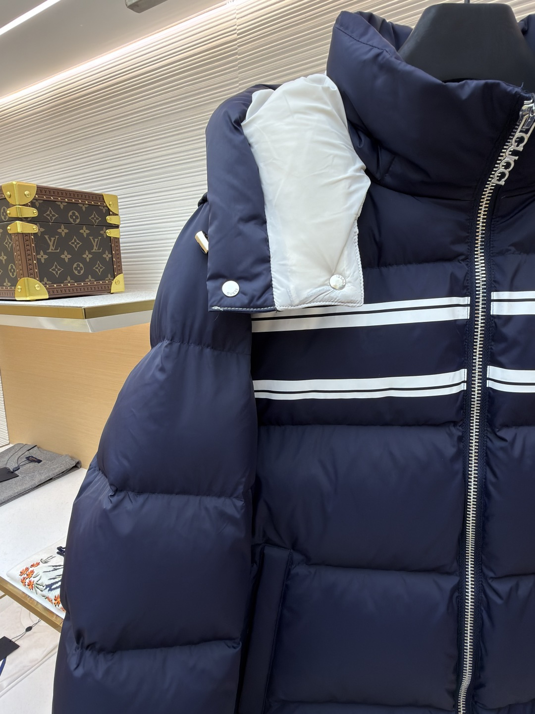 GUCCI  秋冬暖か服 グッチ ダウンジャケット アウター