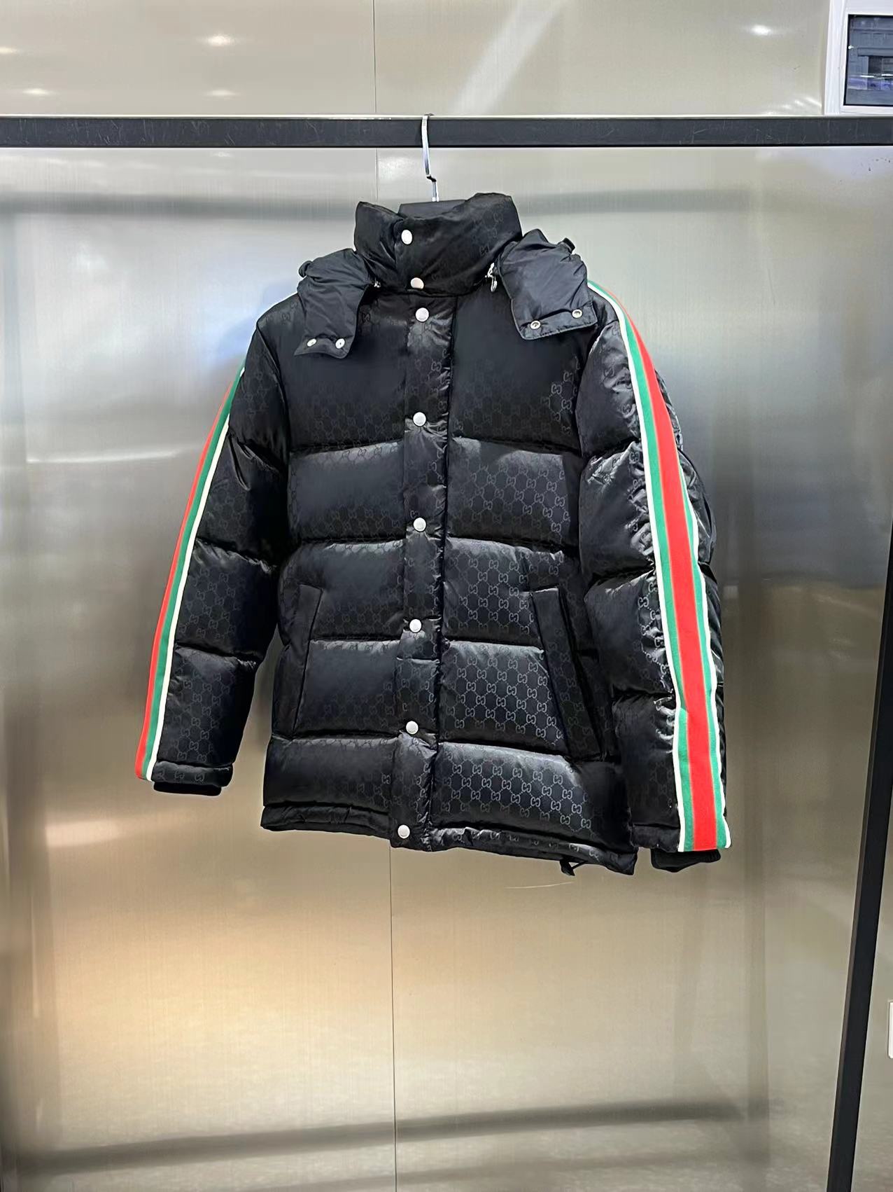 ★Gucci GGジャカード ナイロン ダウンコート★  ダウンジャケット
