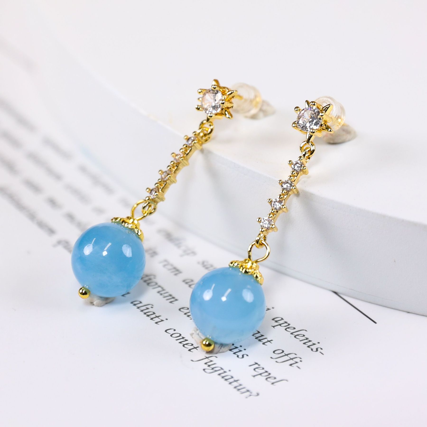 海蓝宝圆珠耳环