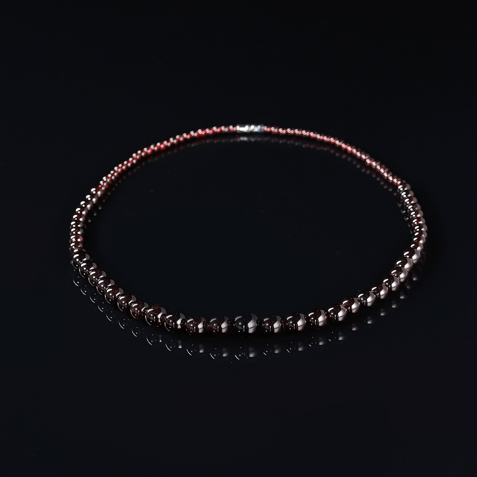 海底赋能 ·  气血满满｜石榴石塔链