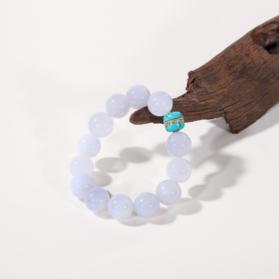 温润如玉丨蓝玉髓圆珠手串