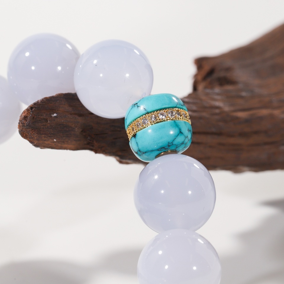 温润如玉丨蓝玉髓圆珠手串