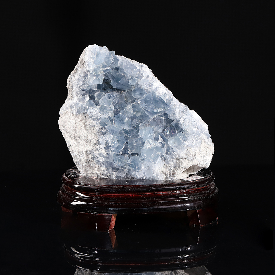 三昧真火「马达加斯加」天青石｜极品晶簇 摆件