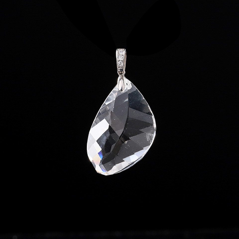 【愈】螺旋交响丨银彩光白水晶吊坠