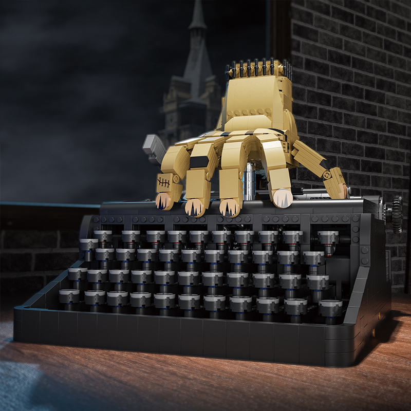 The TYPEWRITER & THTHG-marstoy