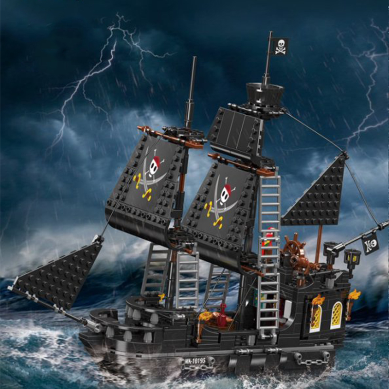 The Black Pearl Pirate Ship-marstoy