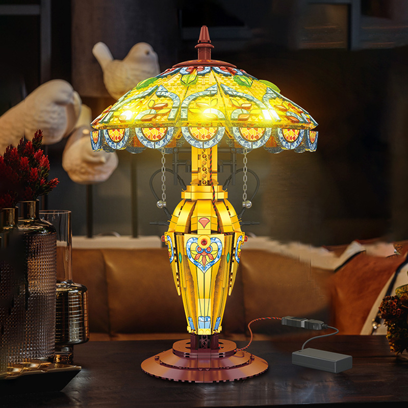 The Retro Table Lamp-marstoy