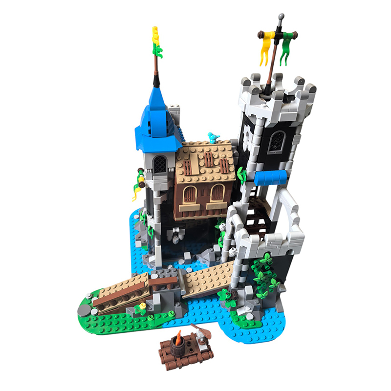 Moc The Fortress of Lakeside County-marstoy