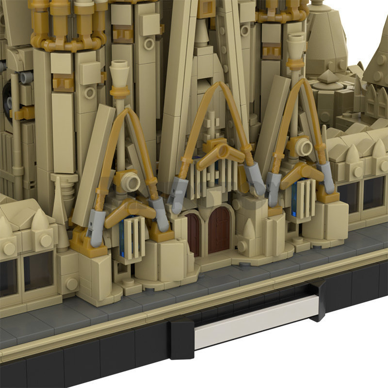 Moc The Sagrada Familia-marstoy