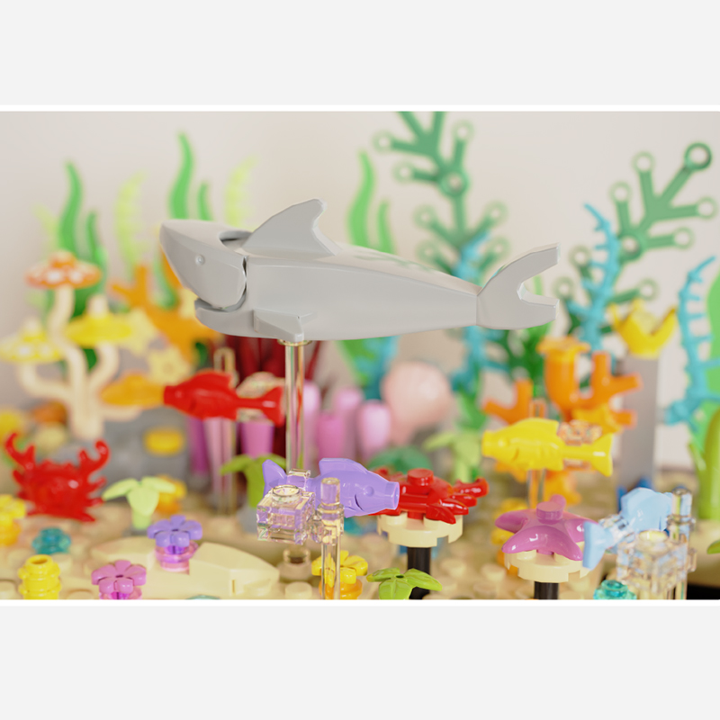 The Deep Sea Shark Tank-marstoy