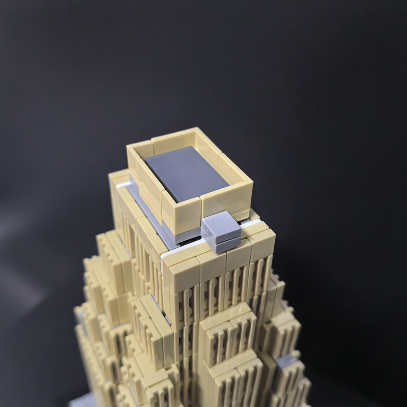 Moc The New Yorker (Wyndham Hotel) 1:800 Scale-marstoy