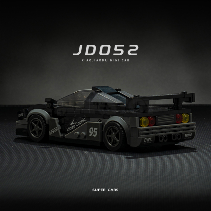 The McLaren F1-marstoy