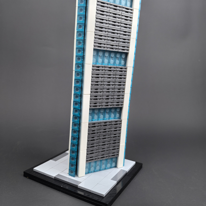 Moc The Commerzbank Tower 1:800 Scale-marstoy