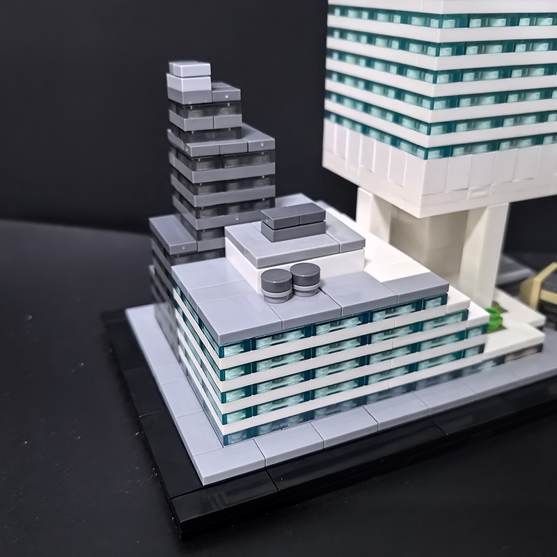 Moc The Citigroup Center (Citicorp Center) 1:800 Scale-marstoy
