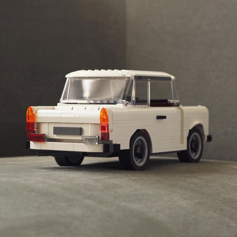 Moc The Trabant 601-marstoy