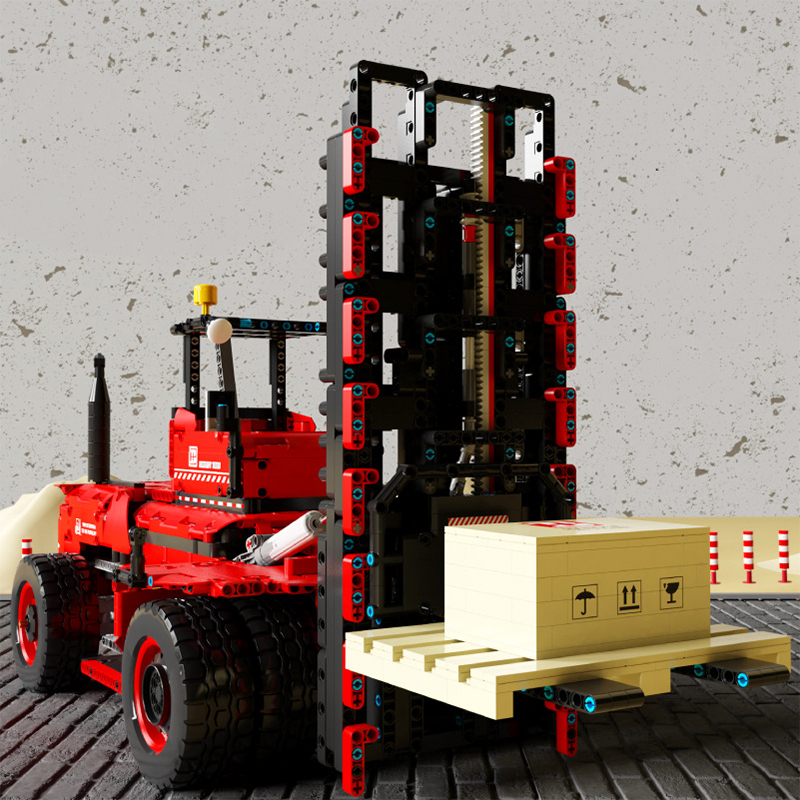 The Heavy Duty Forklift-marstoy