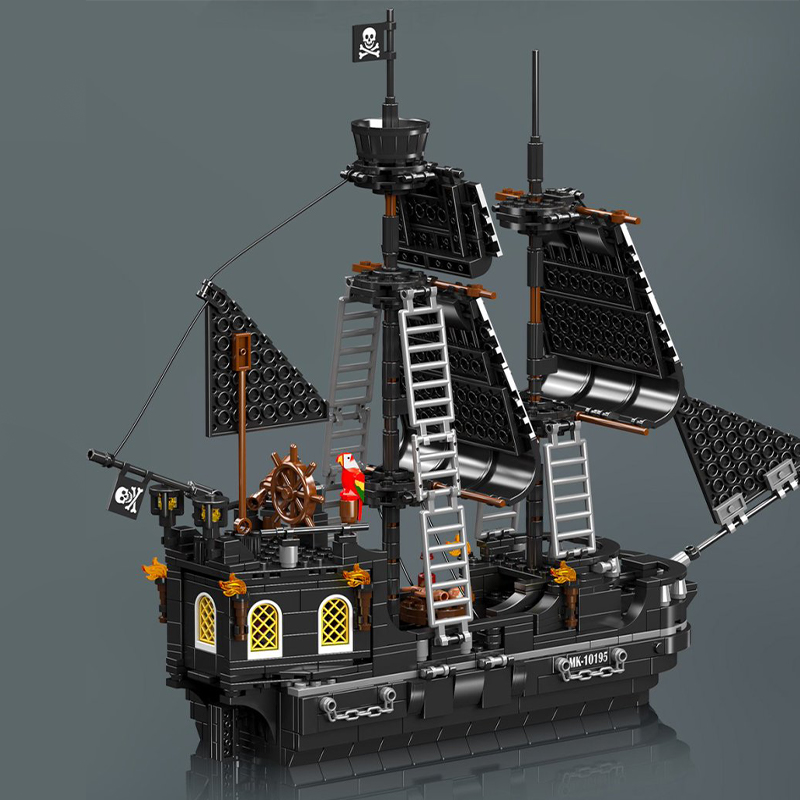 The Black Pearl Pirate Ship-marstoy
