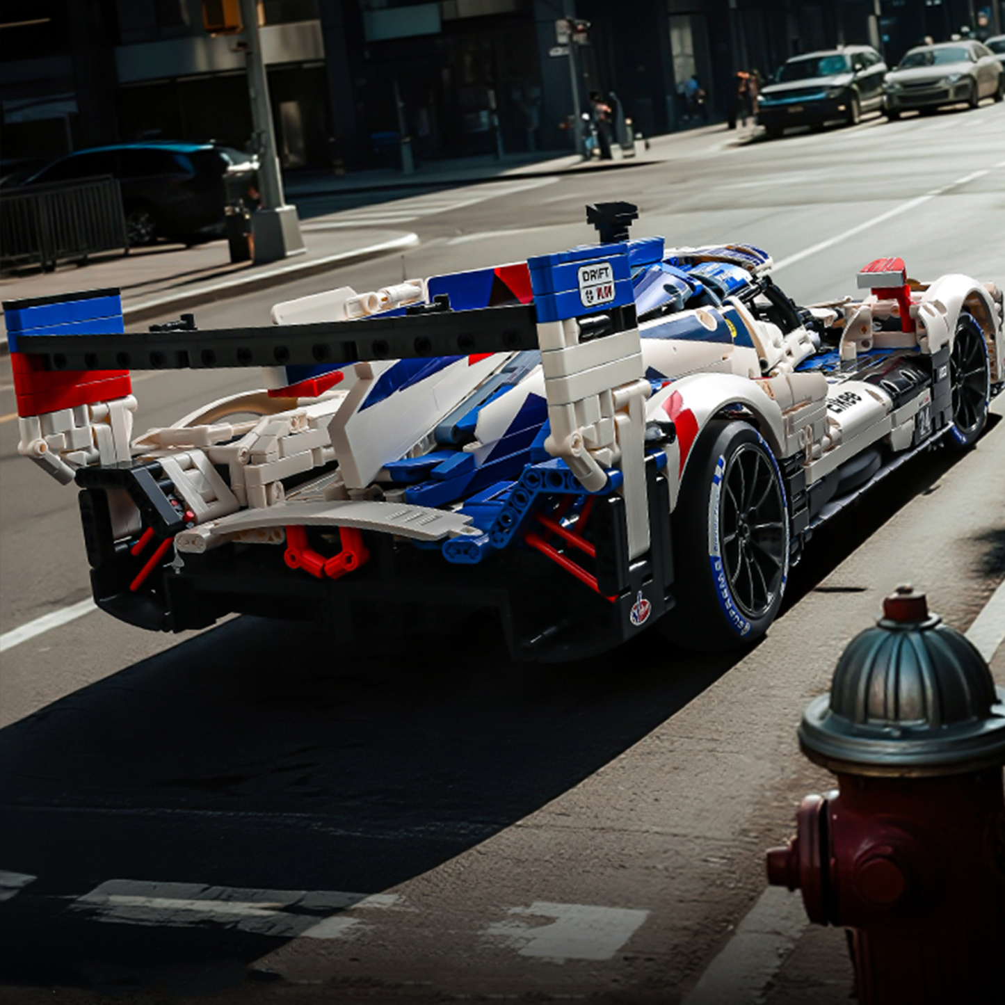 The LEE MANS MHYBRID V8