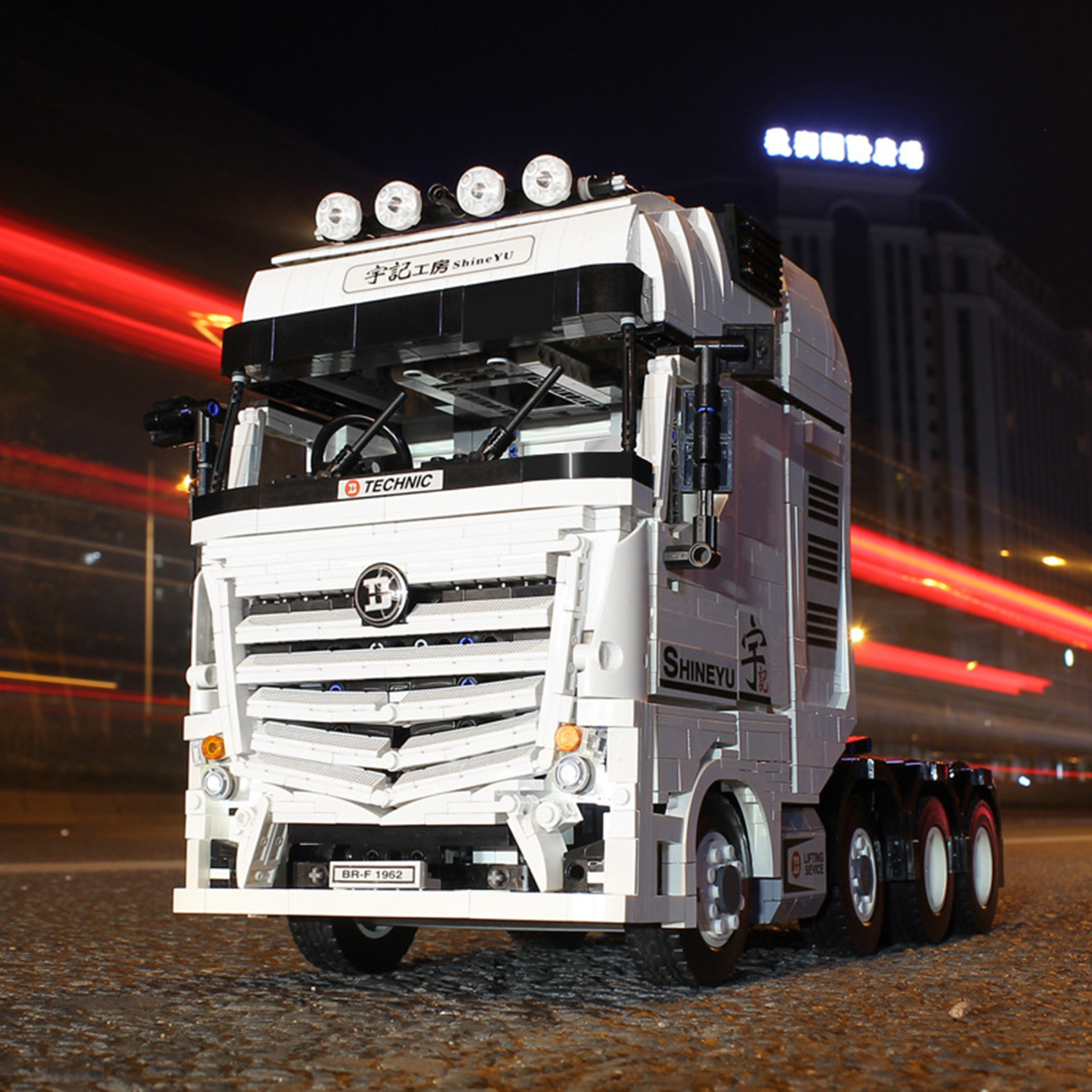 The ShineYU：Fully RC Benz ACTROS 4163