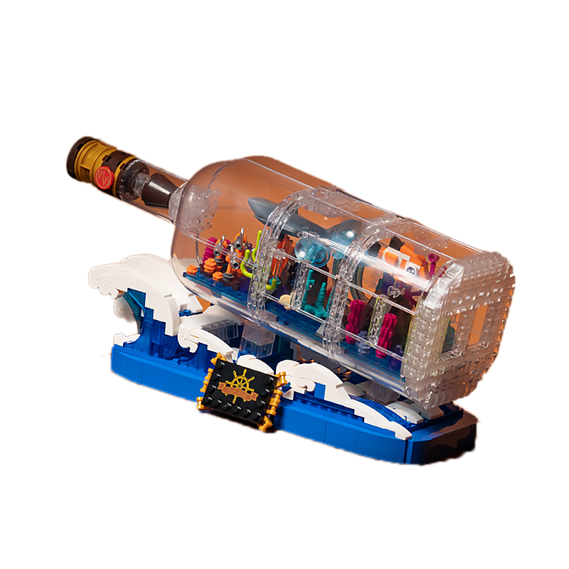 The Ecological Fish Tank in a Bottle-marstoy