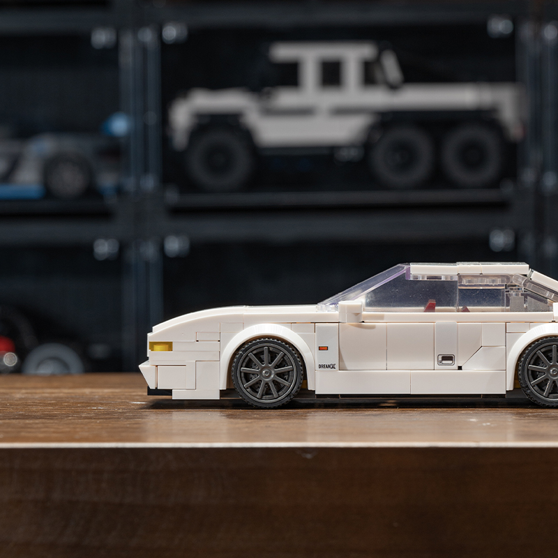 The BMW E31-marstoy