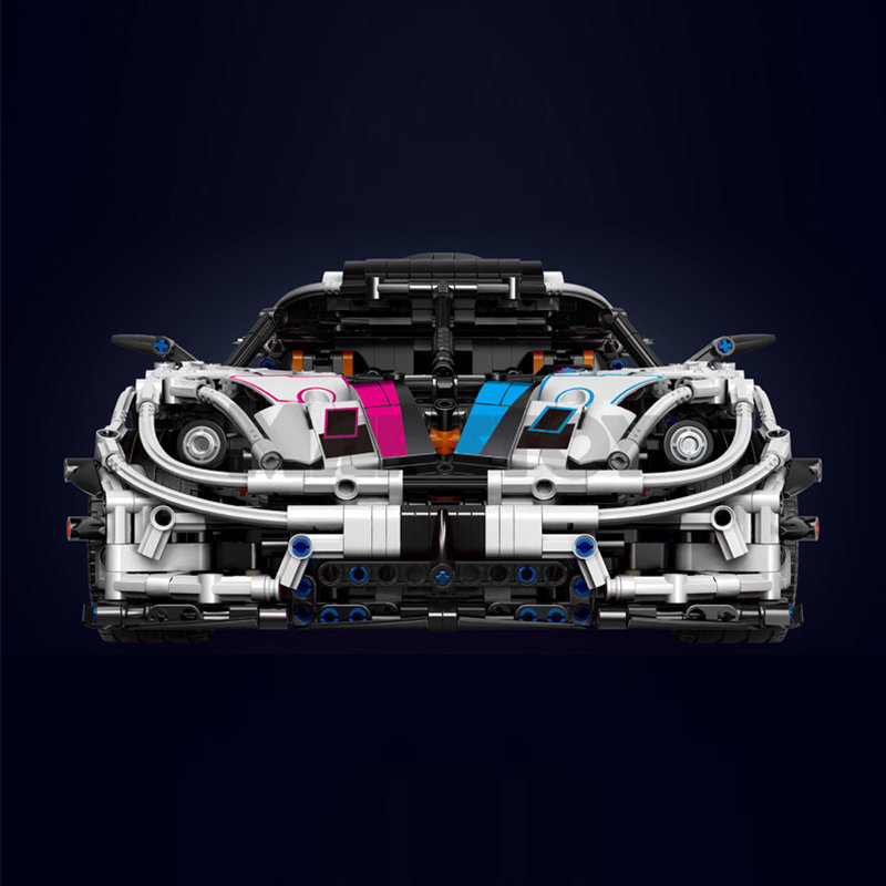 The Koenigsegg One:1-marstoy