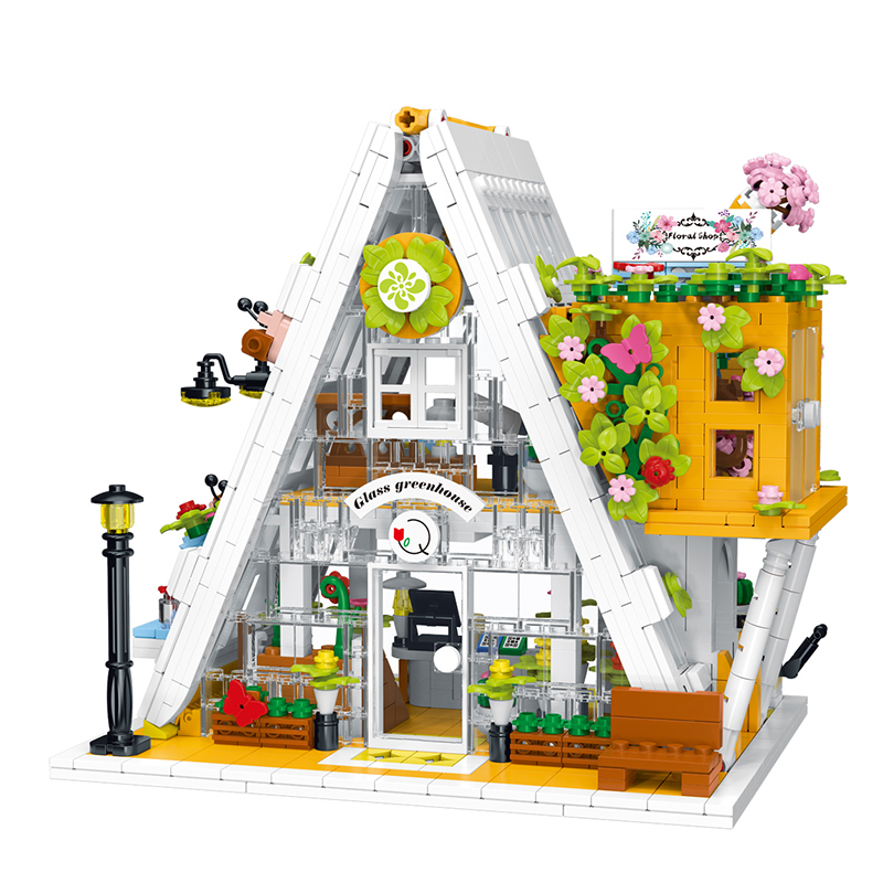 The Triangular Glass Greenhouse-marstoy