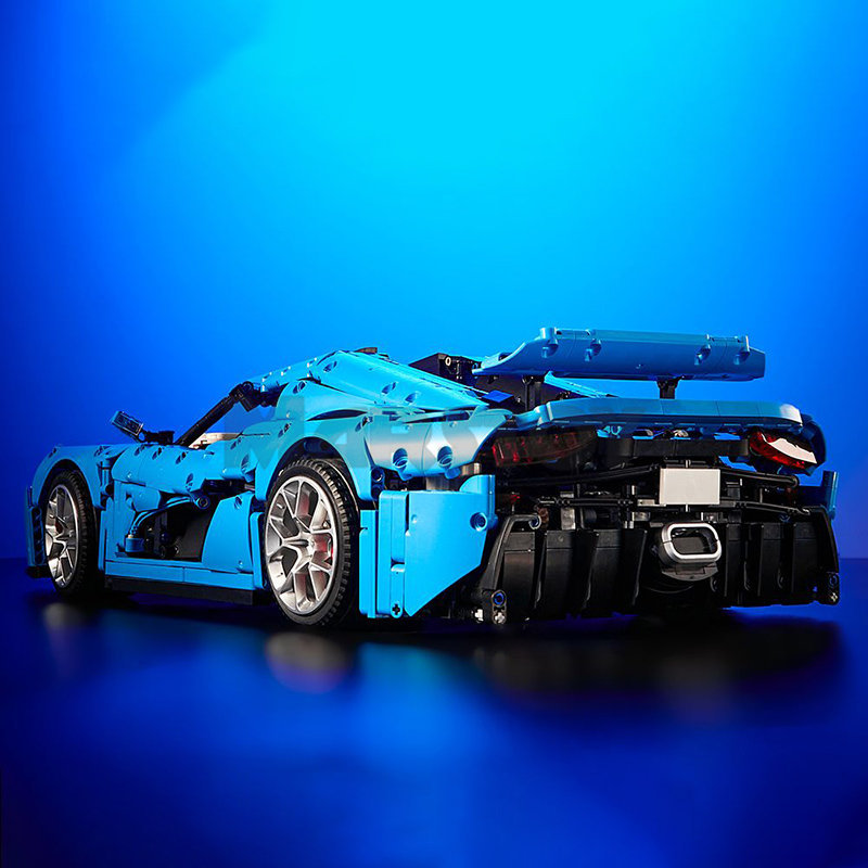 The Koenigsegg Regera Blue-marstoy