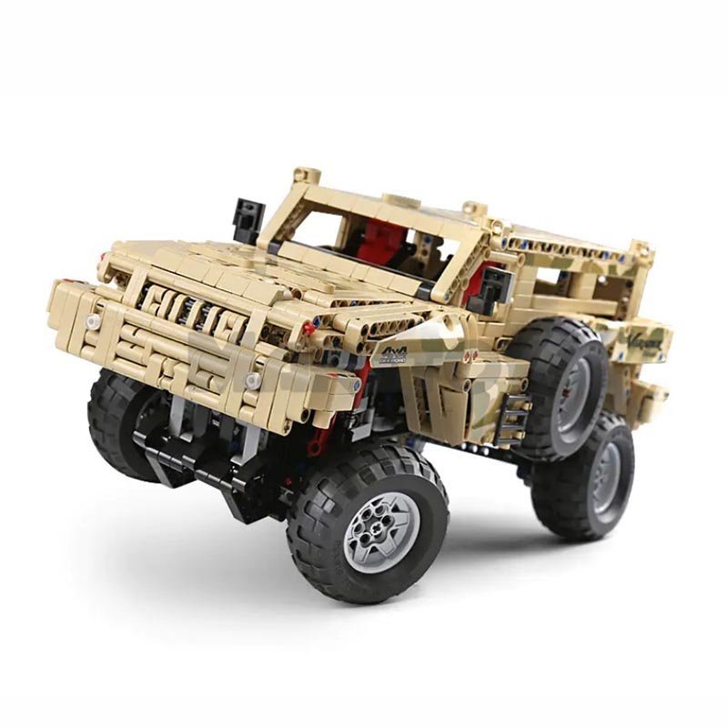 The Mercedes-Benz AMG C63 DTM-marstoy