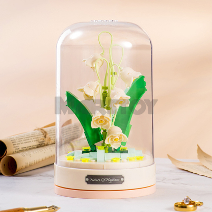 Everlasting Flower Lily of the Valley-marstoy