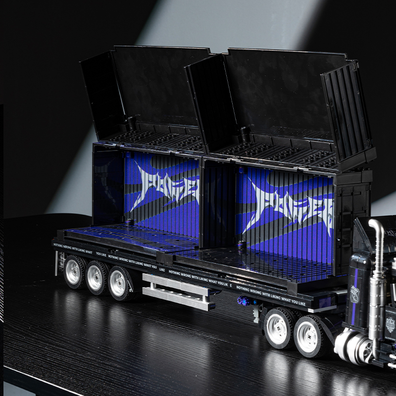 The GMC Trailer-marstoy