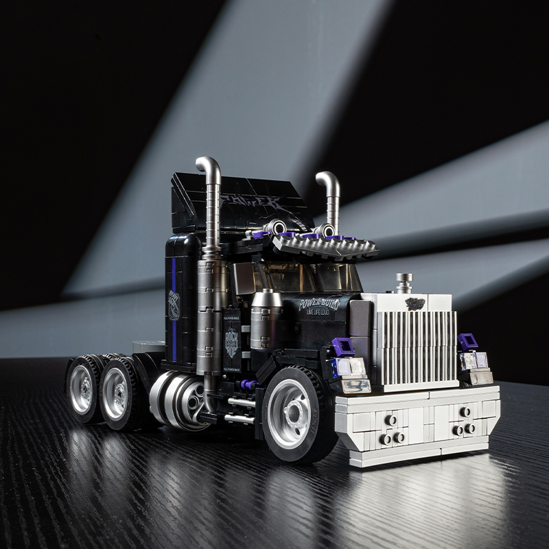 The GMC Trailer-marstoy