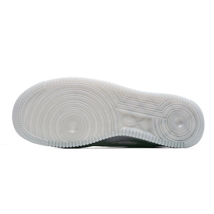 Reigning Champ x ナイキ エア フォース ワン High '07