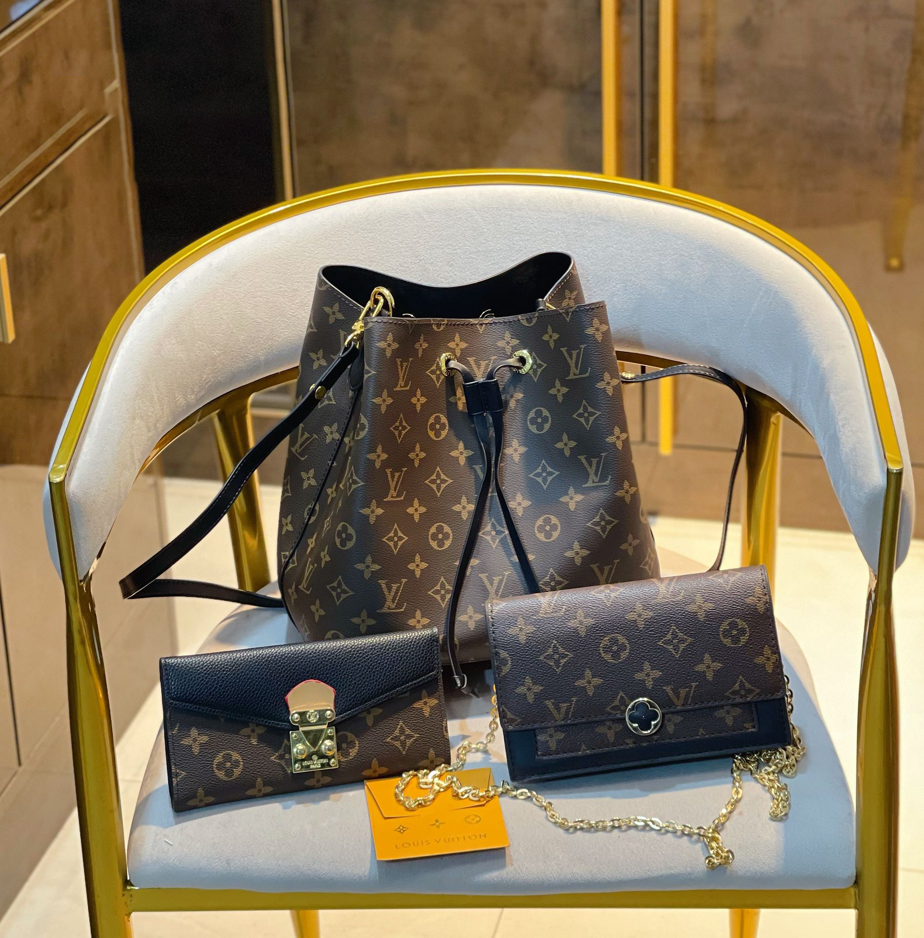 【すぐ届く】ルイヴィトン☆定番人気☆LOUISVUITTON 3点セット お得