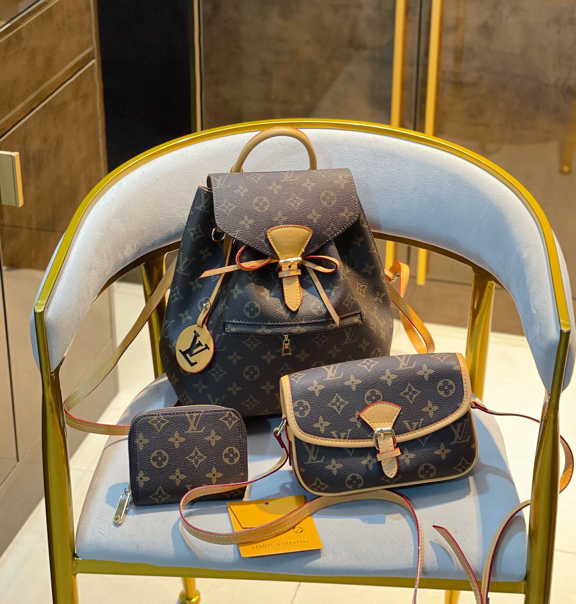 【すぐ届く】ルイヴィトン☆定番人気☆LOUISVUITTON 3点セット お得
