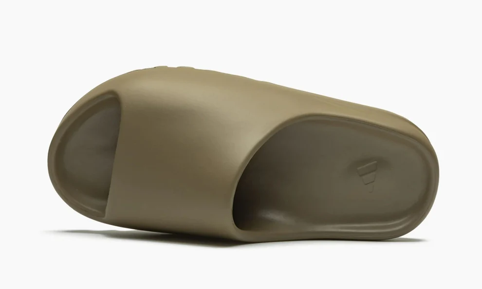 Yeezy Slide "Earth Brown"