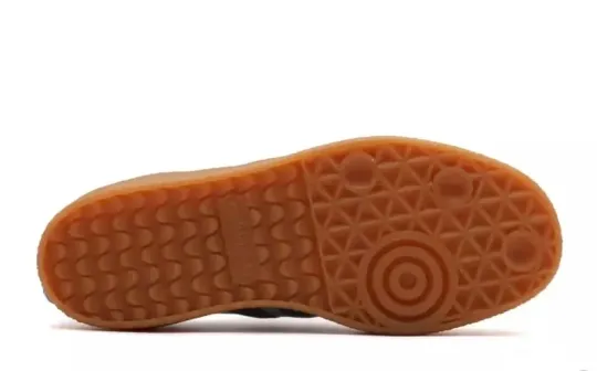 ★おしゃれコラボ atmos pink×adidas Originals Sambaeデニム