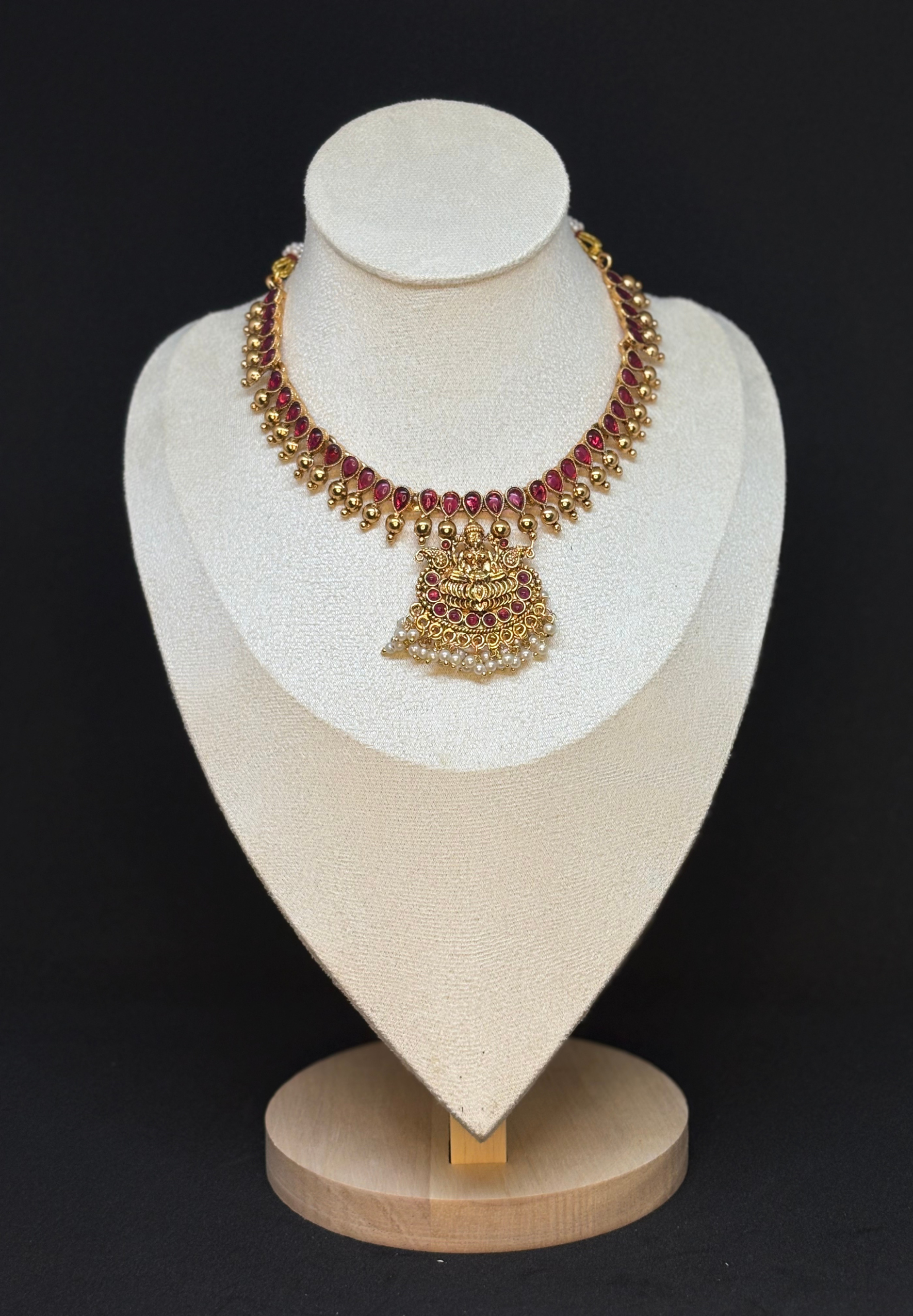 RUBY ATTIGAI NECKLACE