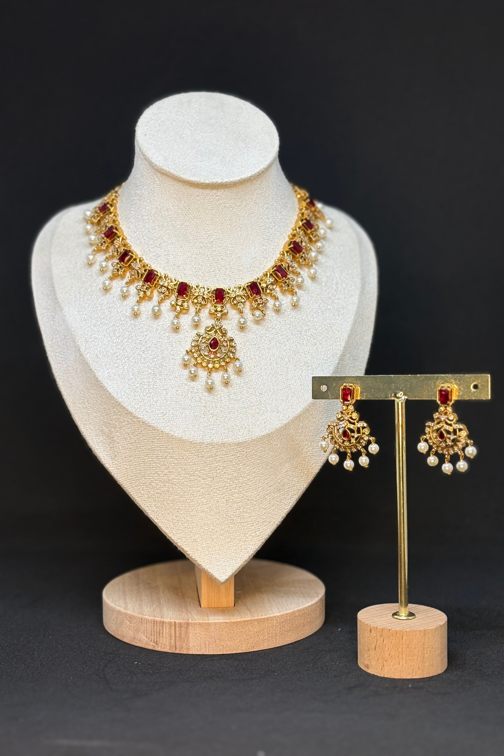 RUBY ROYALE NECKLACE SET