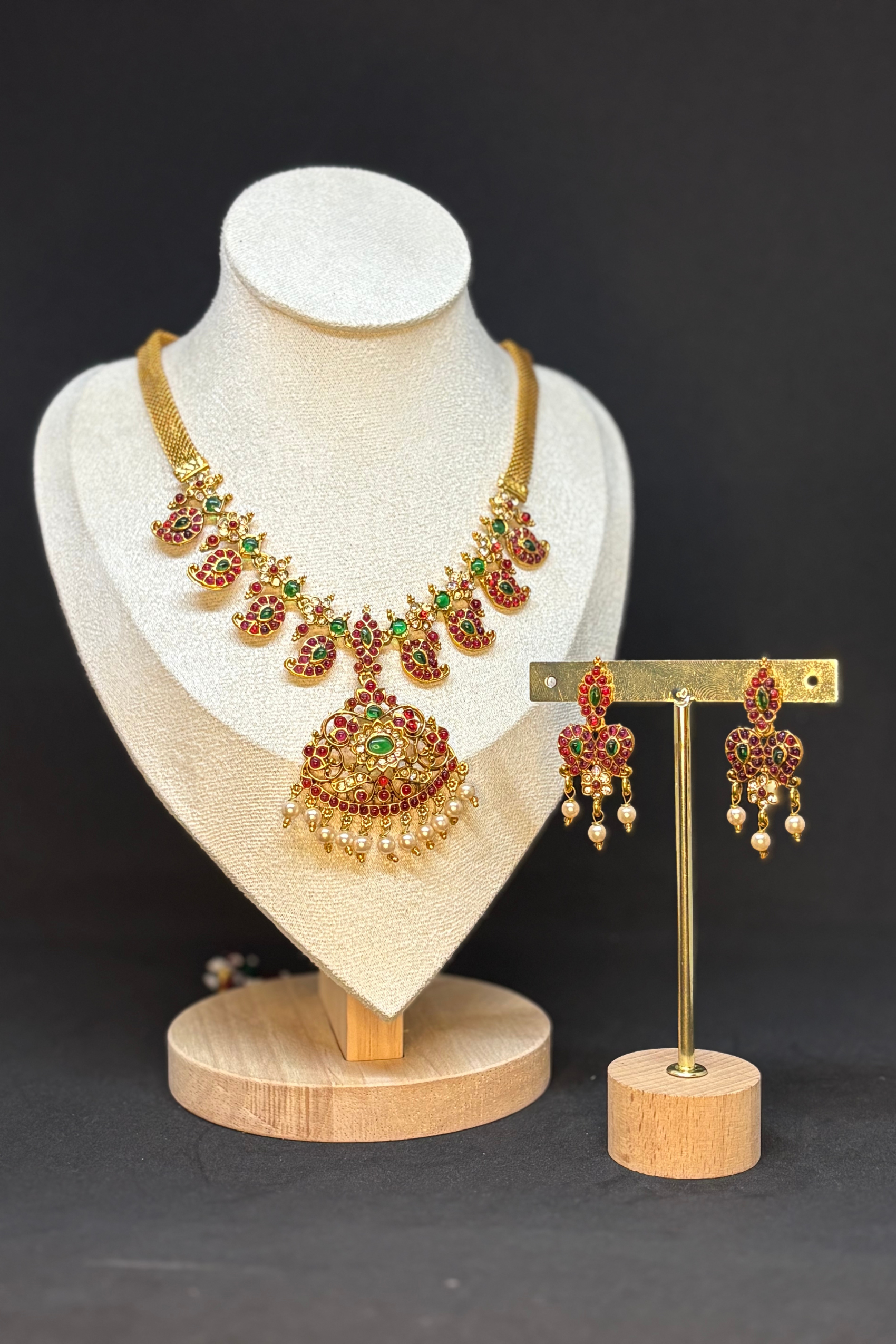 MANGO BLOSSOM NECKLACE SET
