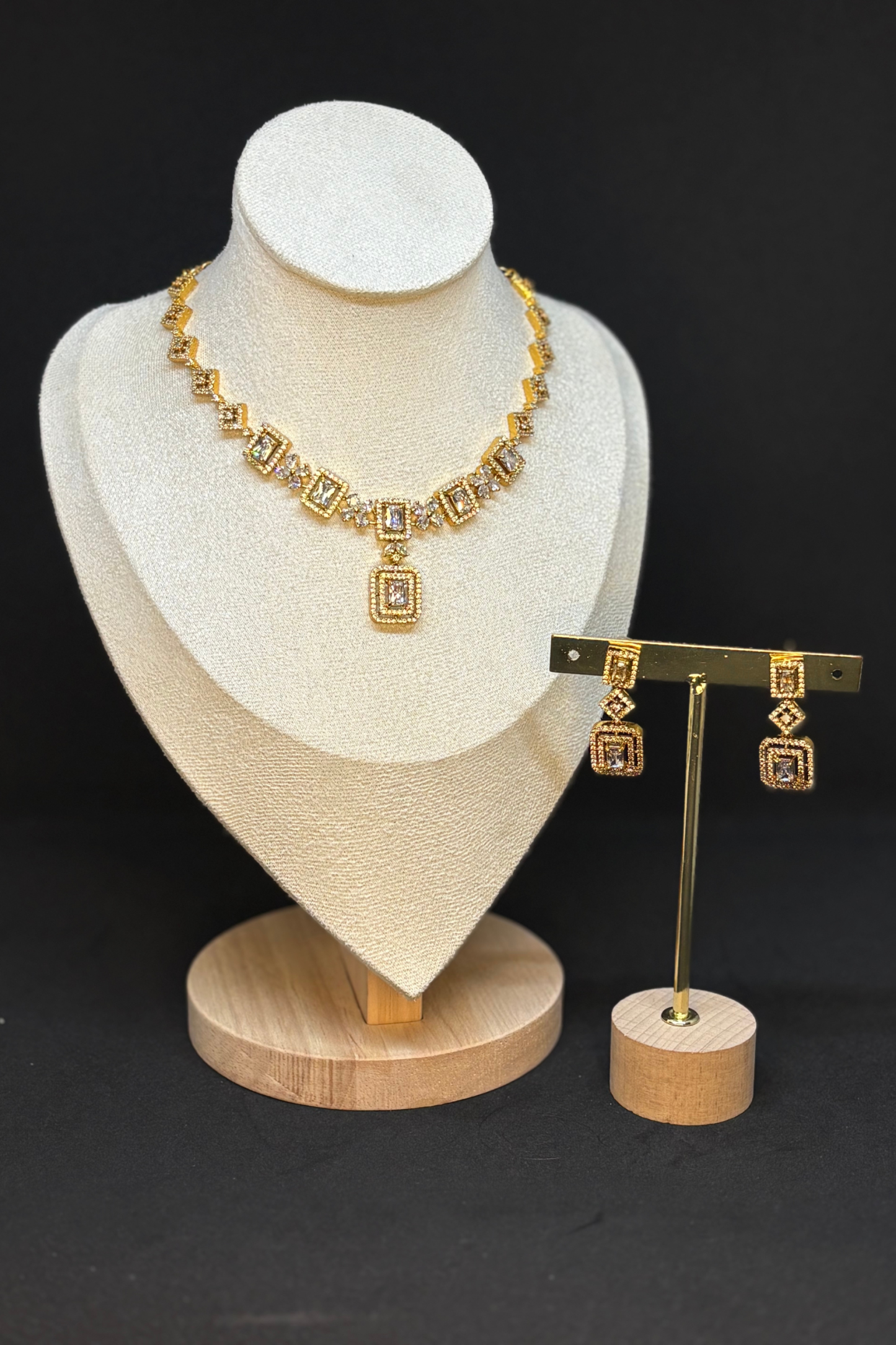 GEOMETRA AD NECKLACE SET