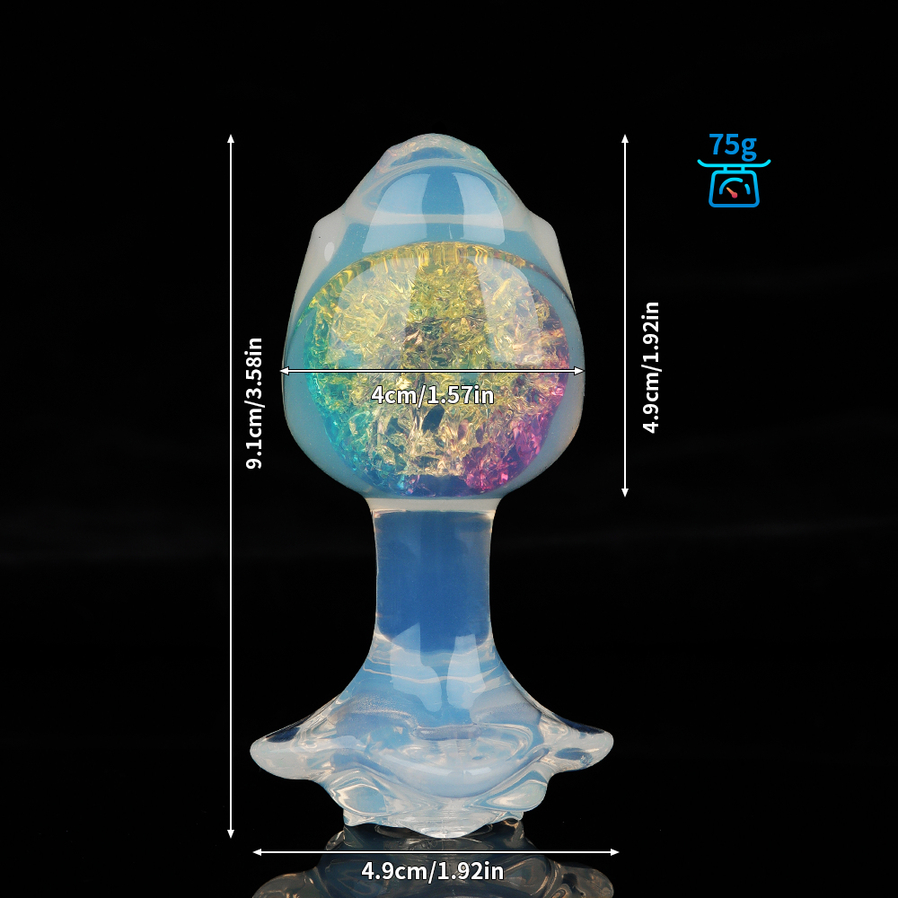 4 種の付属品により ハーフクリアで、内部には虹色の輝きを放つ「薔薇」イメージの水晶アナルプラグ。4 種の付属品により