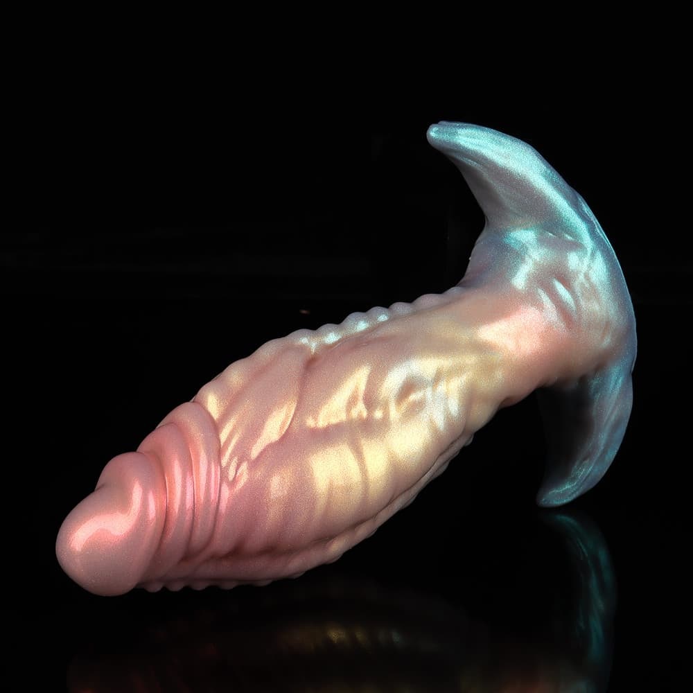 幻のような色合いで彩られたワンダーサラマンダー型アナルプラグ