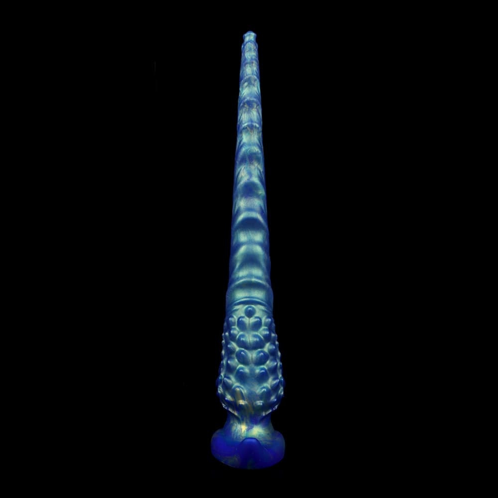 幻想的なブルーツィントで彩られた帆船蛸型ディルド