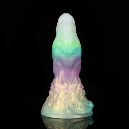 光り輝く多彩な夜光を持つ獅子座デザインの電動振動ディルド