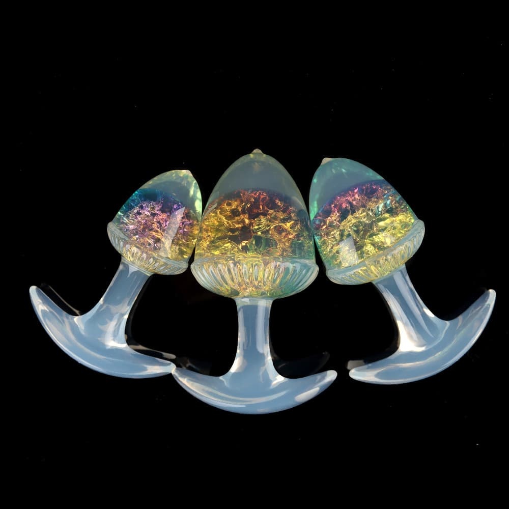 栗の形をしたクリスタルアナルプラグ 9色、3サイズ