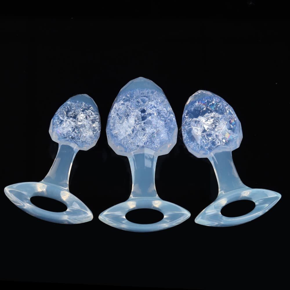 ダイヤモンド型クリスタルアナルプラグ 9色、3サイズ