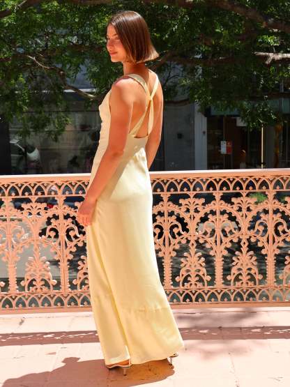 Women's Charming V-Neck Butter Dress