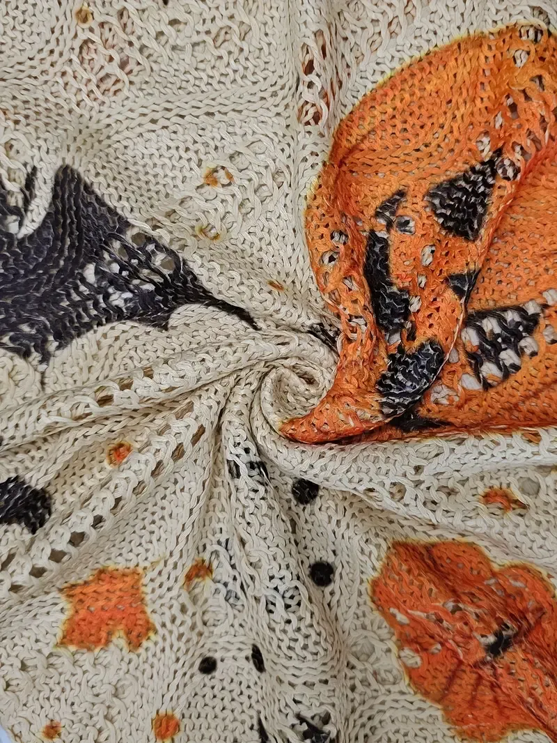 🎃 Women's V-Neck Halloween-Themed Off-Shoulder Top