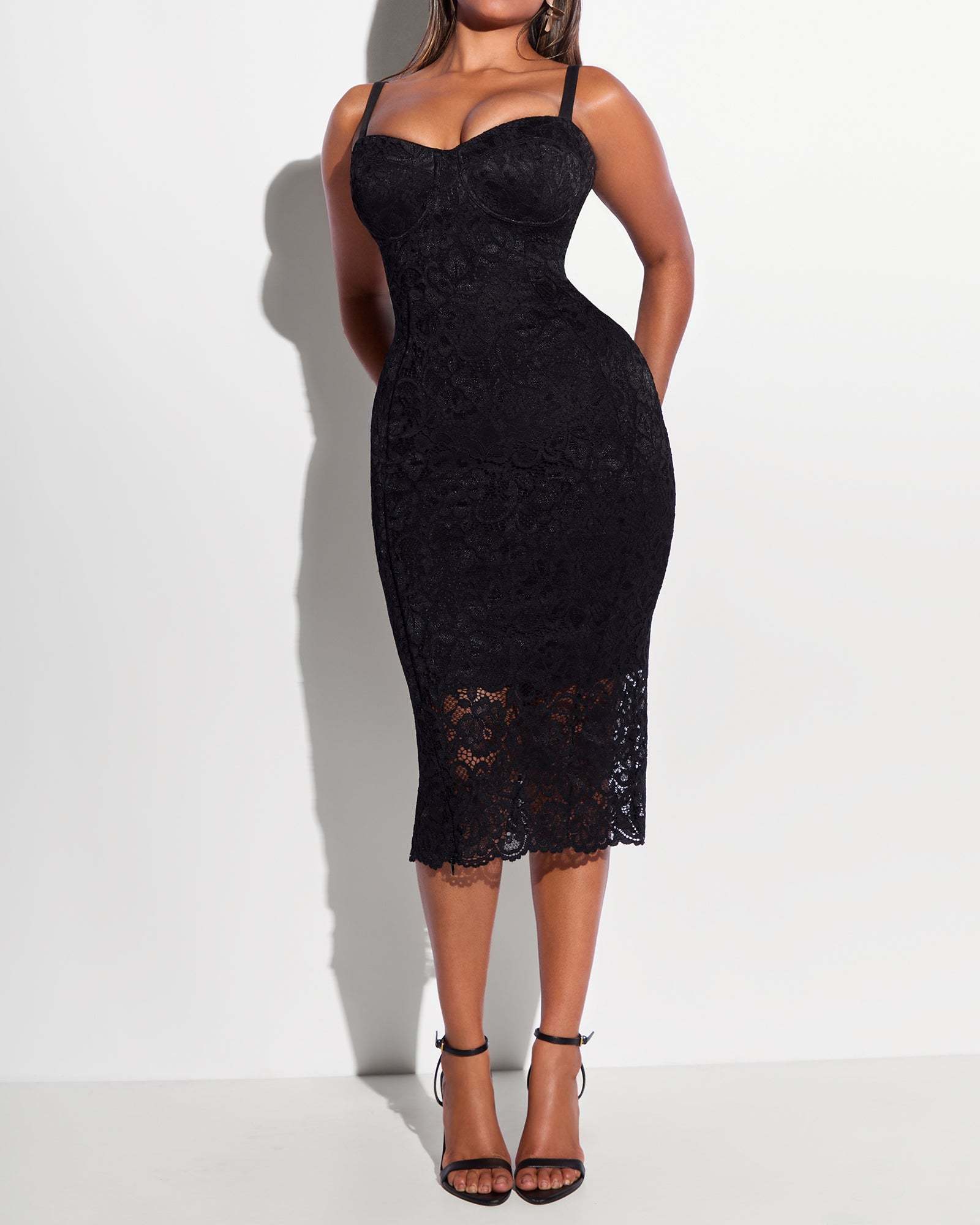 Seamed Lushy Pencil Dress - Lace Black
